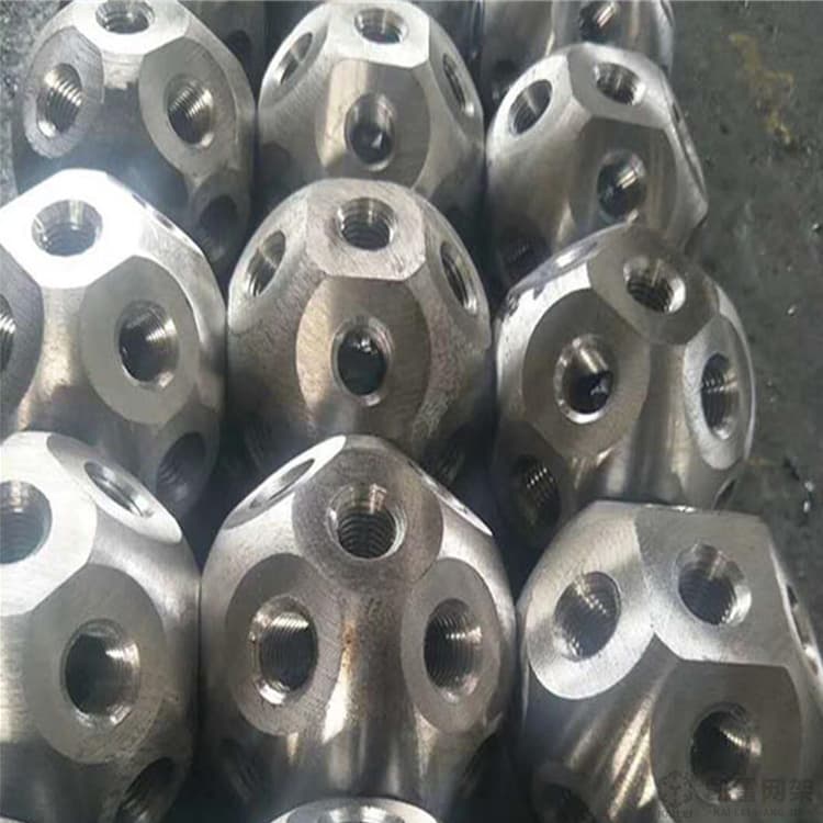 株洲螺栓球网架加工安装方法